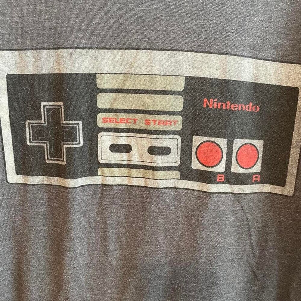 Nintendo Men's Grey T-shirt